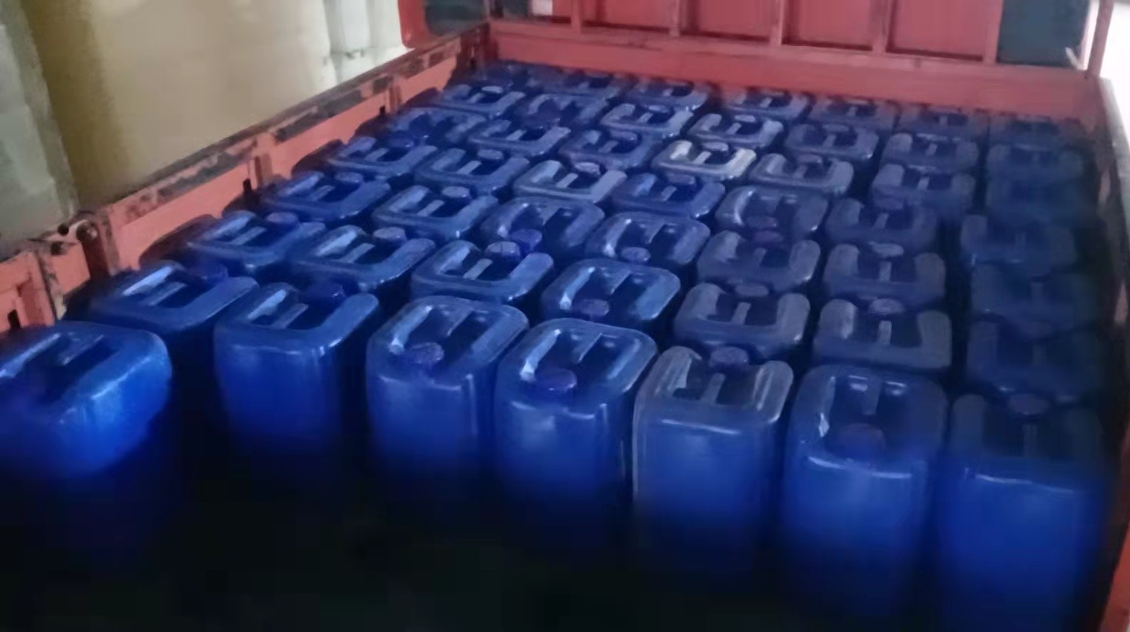 大量销售氨水桶装散水均有现货