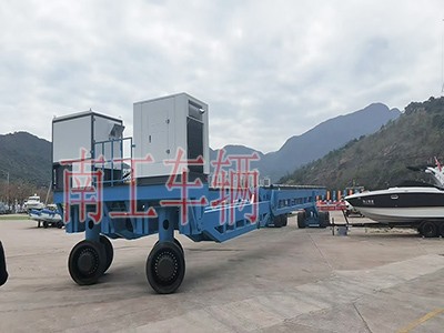 100吨重型游艇拖车 自走式船艇拖车